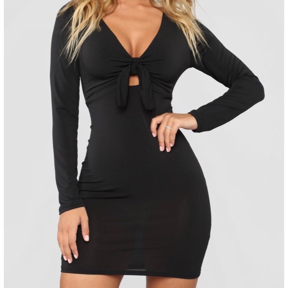 SOLD‼️‼️ Fashion nova little black dress